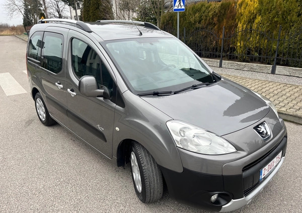 Peugeot Partner cena 26800 przebieg: 230123, rok produkcji 2010 z Zgierz małe 232